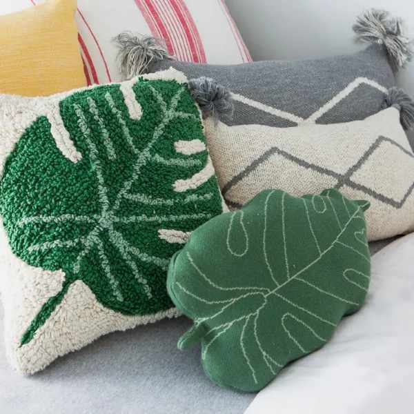 Knitted Cushion Baby Leaf