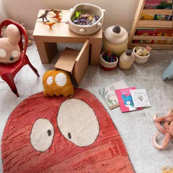 Knitted Cushion Ghost