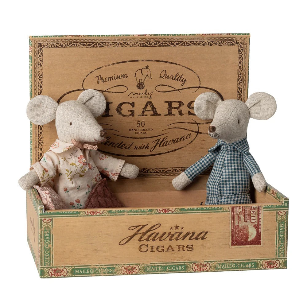 Maileg Grandma and Grandpa Mice in Cigarbox