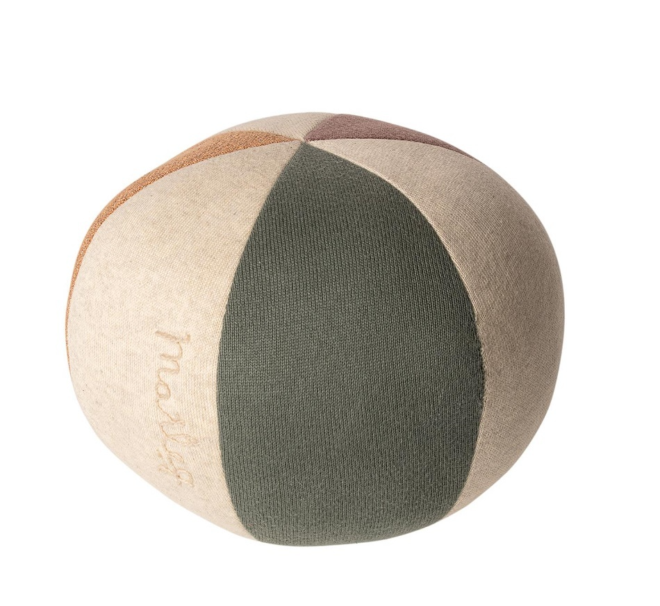 Ball Cushion Green-Coral