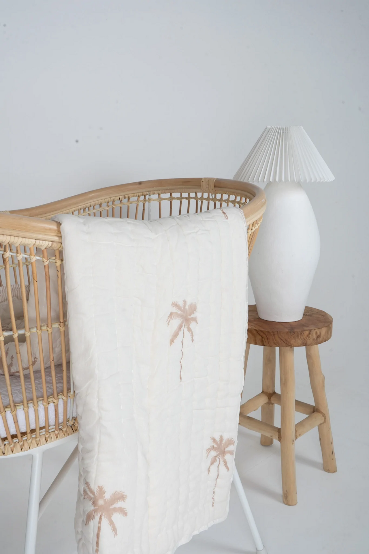 Nude Palm Cot Quilt